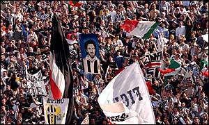 Italian fans celebrate Juventus' Serie A success