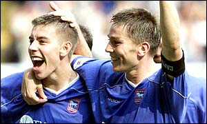 Matt Holland (right) and Darren Ambrose