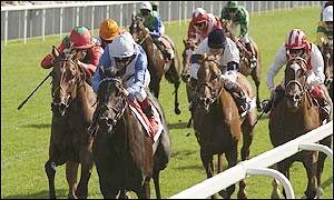 Dettori puts his earlier defeat on Kazzia behind him to win on Country Real