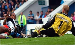 Manchester City's Peter Schmeichel denies Newcastle's Kieron Dyer
