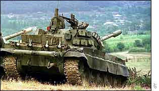 Georgian tanks in the Pankisi Gorge