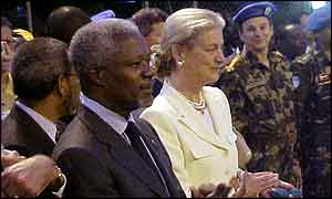Kofi Annan and wife Nane in Luanda