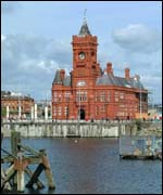 Cardiff Bay ( freefoto.com)