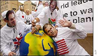 Members of the WWF impersonate various leaders at the summit