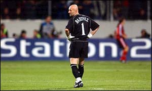 Manchester United goalkeeper Fabien Barthez