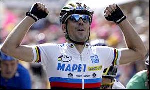 Oscar Freire celebrates winning stage two of the Tour de France