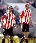 Sunderland strikers Kevin Phillips and Tore Andre Flo