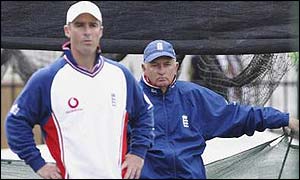 Graham Thorpe and coach Duncan Fletcher