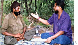 Veerappan meets journalist R. R. Gopal