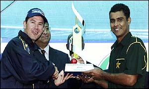 Rains calls an early halt to the series final and both teams will share the trophy