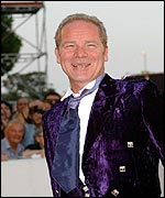 Peter Mullan arriving at the awards ceremony