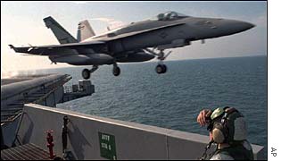 US plane takes off in Gulf