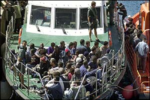 Boat of asylum seekers arrives in Tarifa, Spain