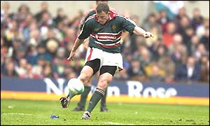 Stimpson's late long-range penalty wins the Heineken Cup semi-final against Llanelli