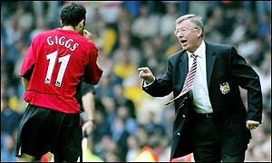 Ferguson shouts instructions to Ryan Giggs
