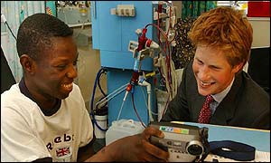 Harry with dialysis patient Fred Ayisi, 17, at Great Ormond Street