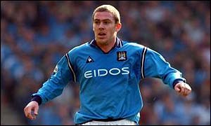 Richard Dunne will undergo a special training programme