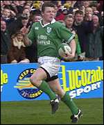 Brian O'Driscoll moved to within one try of Irish record-holder Brendan Mullin