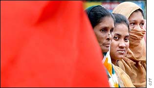 Bangladesh textile workers demonstrating 