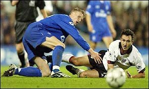 Chelsea and Fulham turn up the pressure in the second half but to no avail