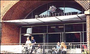 Revolution vodka bar 