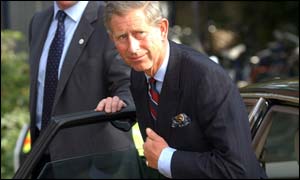 Prince Charles arriving at the Cambridge hospice