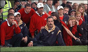 The European team anxiously watch as the US launch a fightback