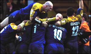 Keith Senior (top) was the Leeds hero