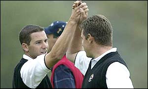 Sergio Garcia and Lee Westwood win their third match of the weekend, beating Stewart Cink and Jim Furyk 2&1 to level the match 5� - 5�