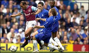 Paolo Di Canio's late strike saw West Ham win their first game of the season