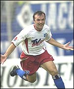 Hamburg's Bernardo Romeo