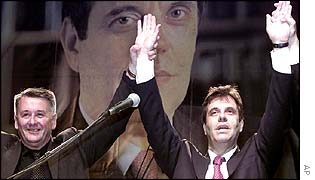 Leader of the New Serbia party, Velimir Ilic, with Vojislav Kostunica