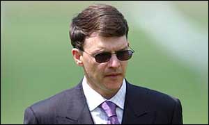 Irish trainer Aidan O'Brien had mixed fortunes over the weekend with Ballingary's Canadian success following Hawk Wing's surprise defeat at Ascot