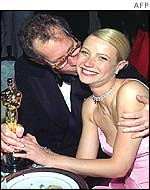 Bruce Paltrow and his daughter in 1999