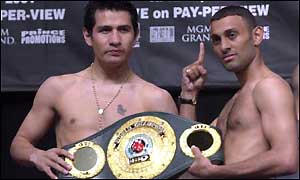 Marco Antonio Barrera and Naseem Hamed