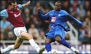 Stern John opens the scoring for Birmingham