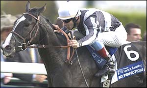 Thierry Thulliez on board Six Perfections wins the Prix Marcel Bousac