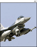 US plane takes off from Turkey's Incirlik air base