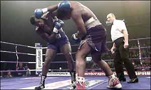 Herbie Hide getting knocked out by Joesph Chingangu