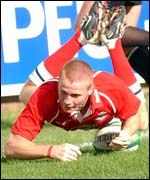 Llanelli full-back Garan Evans