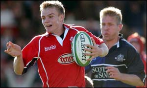 Llanelli scrum-half Dwayne Peel