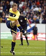 Naysmith made it 2-0 for Scotland