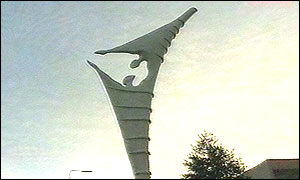 The Encounter sculpture