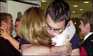 Jonathan Artery and his mother Gaynor at Heathrow