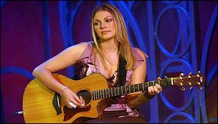 Naomi Roper performs live on Fame Academy