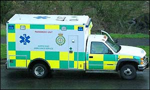 North East Ambulance Service Paramedic Unit - freefoto.com