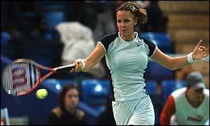 Lindsay Davenport in action during her match with Kim Clijsters
