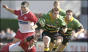 Northampton winger Oriol Ripol powers forward against Biarritz