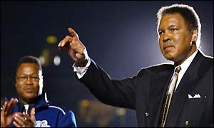 Muhammad Ali and Larry Holmes in Toronto