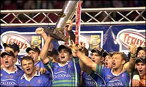 St Helens end the season on top